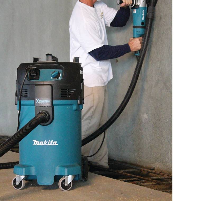 Makita Dust Extractor